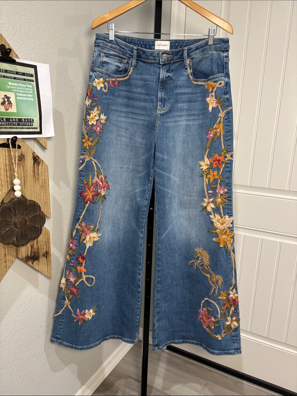 DRIFTWOOD Penelope Blue Wide-Leg Jeans with Western & Floral Embroidery W33” L32 - Picture 8 of 10